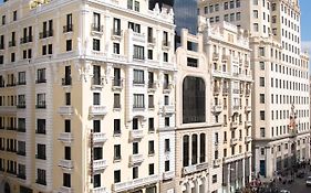 First Hotel Petit Palace Italia Gran Vía
